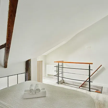 Authentic - 1br 6p - Centre De * Parigi